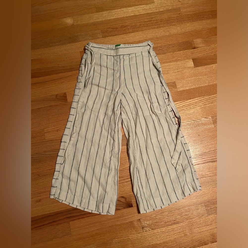 Women’s wide leg pants